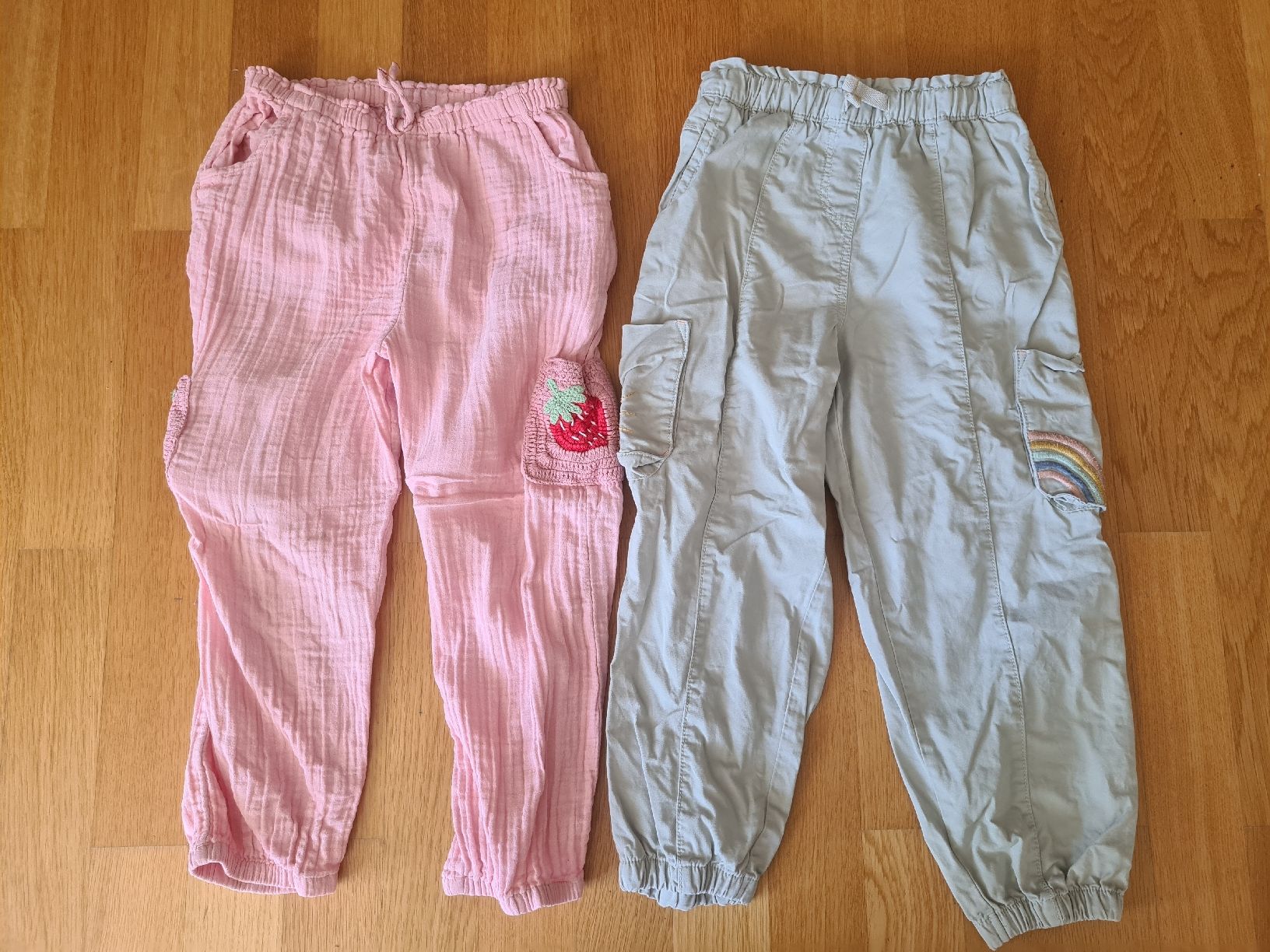 Next Pantaloni: 2 Hosen Gr 116 – Usato da Zumikon venduto da daryona