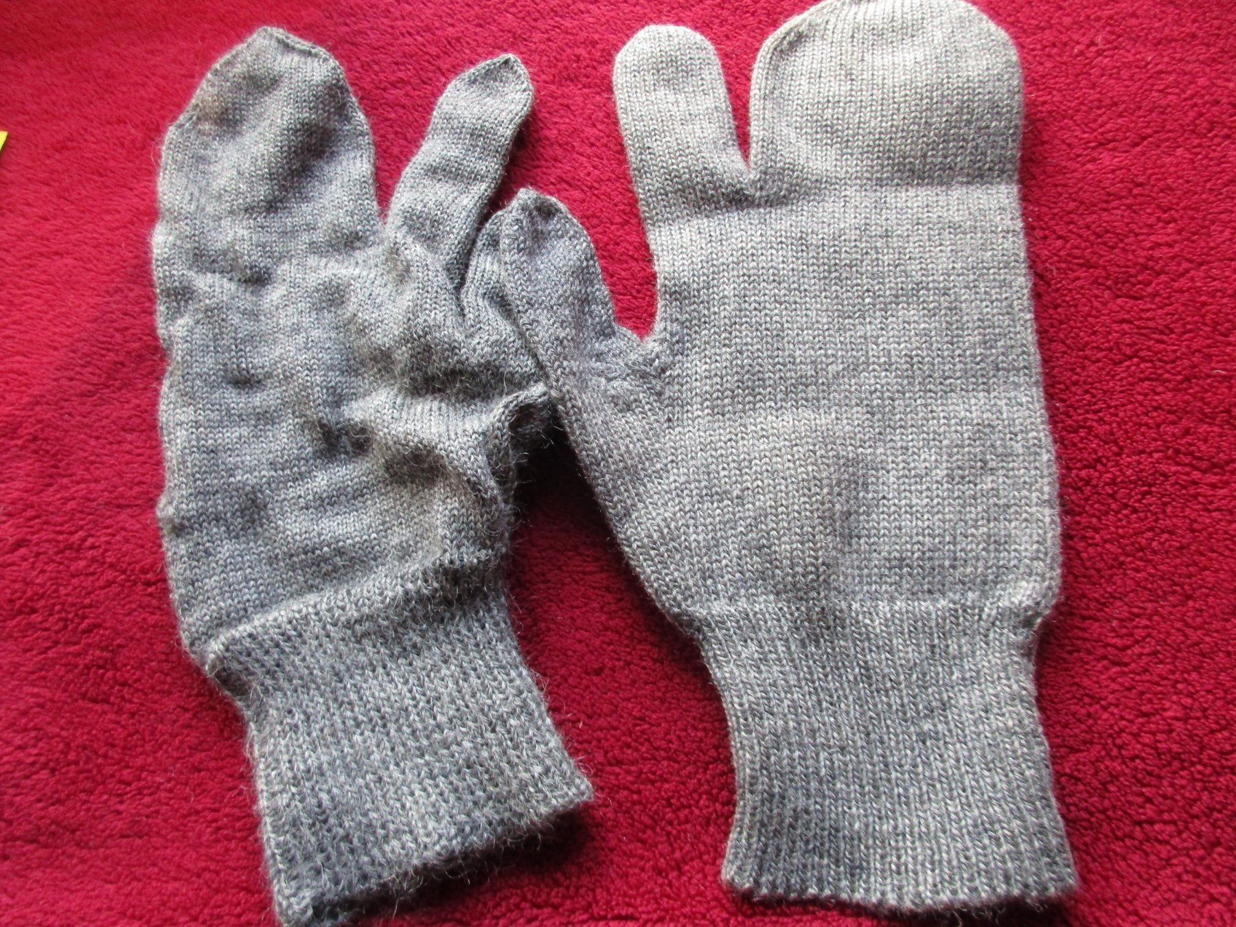 Schweizer Armee Armi bianche: Handschuhe (F) – Usato da Bowil venduto da vifi01 1