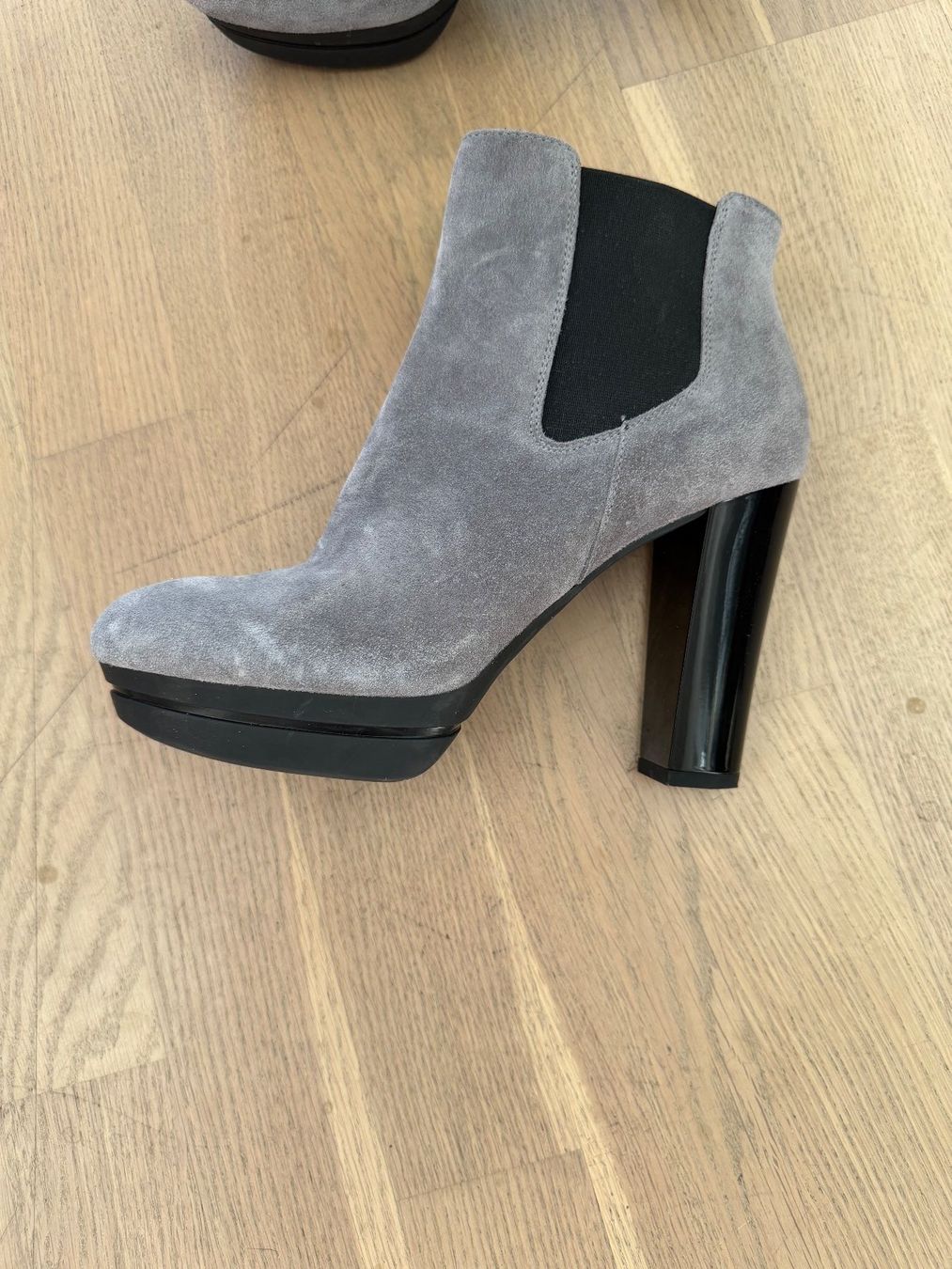 Hogan Chaussures femmes: Stiefelette Hogan – D'occasion à Horgen par ker_fz9z 2