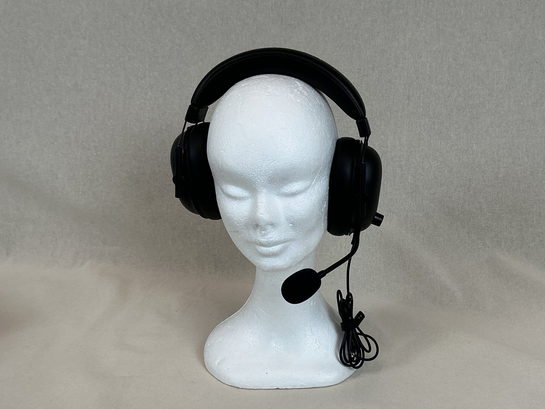 Razer Cuffie: RAZER Blackshark V2 X Wired Console Esports Headset – Nuovo (secondo la descrizione) da Richterswil venduto da Restwert_Richterswil 1