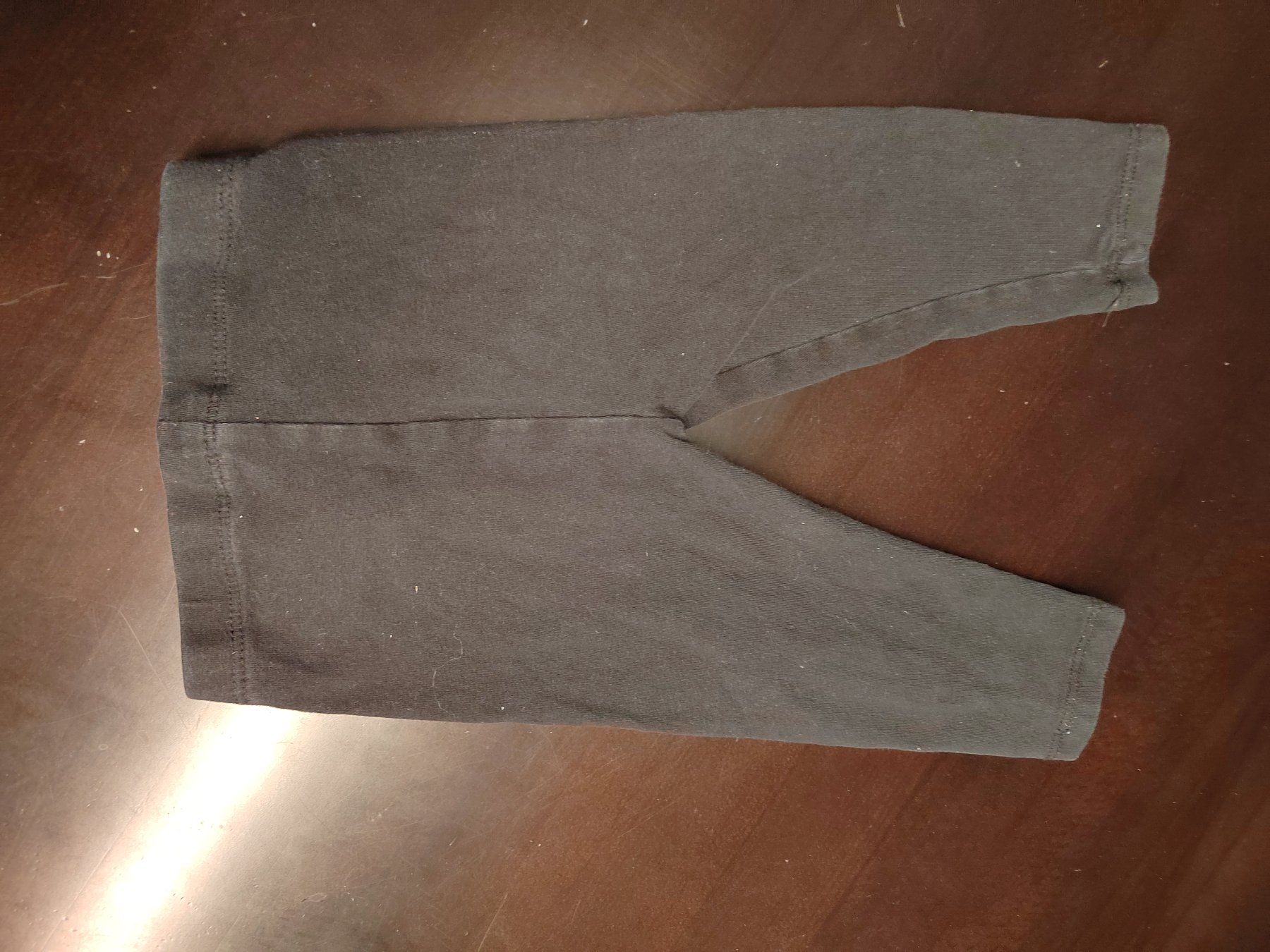 Next Leggings: Süsse Mädchen-Leggings, next, schwarz, Gr. 74 – Usato da Einsiedeln venduto da pattymary 1