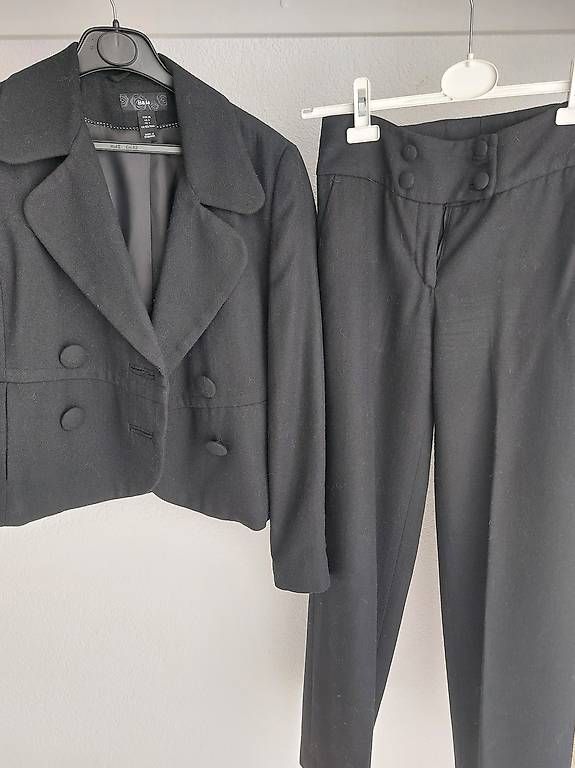 Tute: Schwarzes Hosenkleid – Usato da Ipsach venduto da Kat3uh