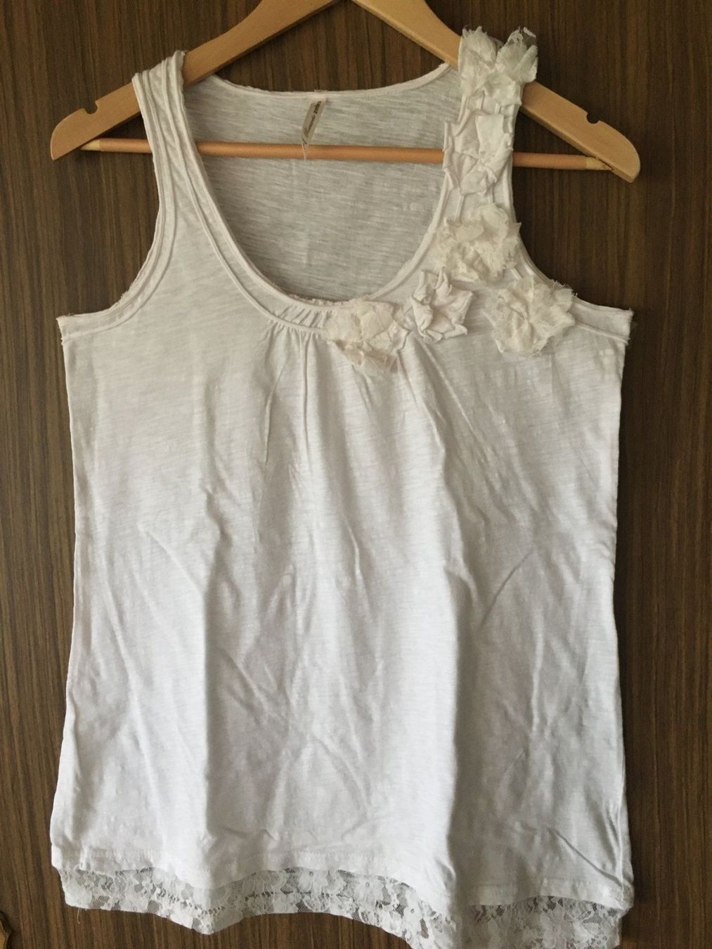 Top: ZEBRA Romantic Top, Gr. L. weiss – Usato da Arni AG venduto da Mimo007