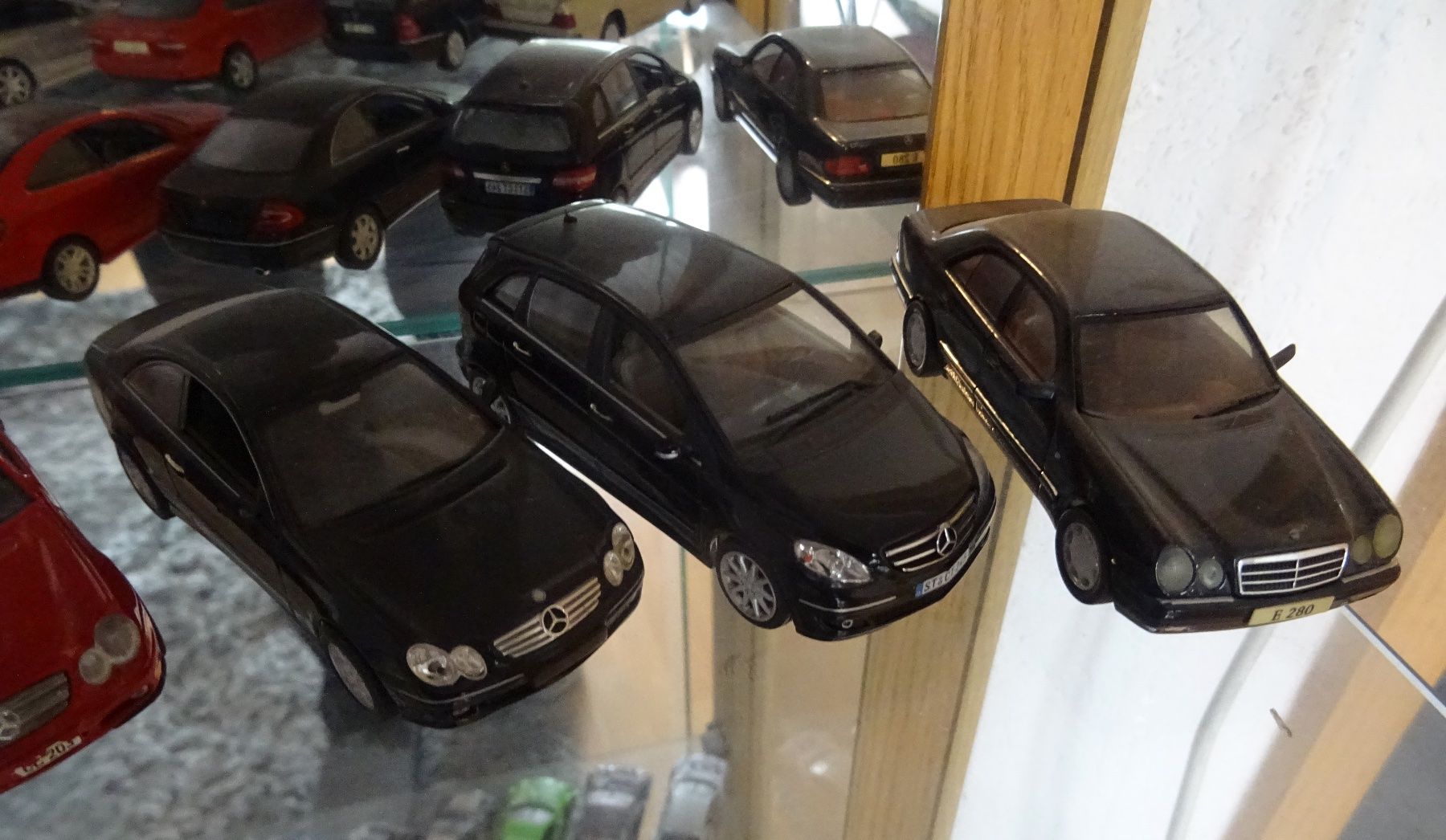 Minichamps Modellini d'auto: Mercedes Minichamps, 16 modèles – Usato da Court venduto da Cedos 4