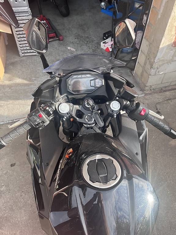 Strada: Kawasaki Ninja 500 – Difettoso da Alpnach Dorf venduto da nik_qt2d 1