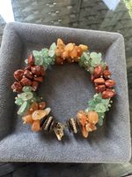 Armband mit verschiedenen Halbedelsteinen 