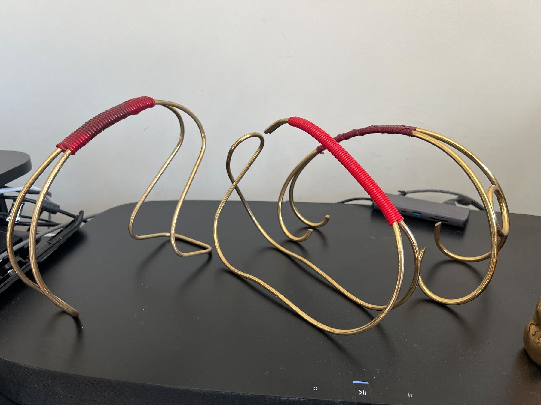 Portabottiglie: Flaschenständer mit rotem Griff Retro Vintage – Usato da Jona venduto da Sariksa 9