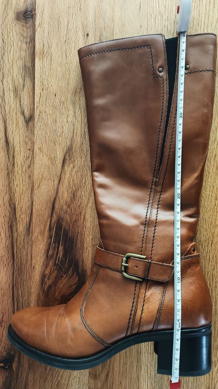 Damenschuhe: Leder Stiefel 38 braun – Gebraucht aus Villmergen von  7