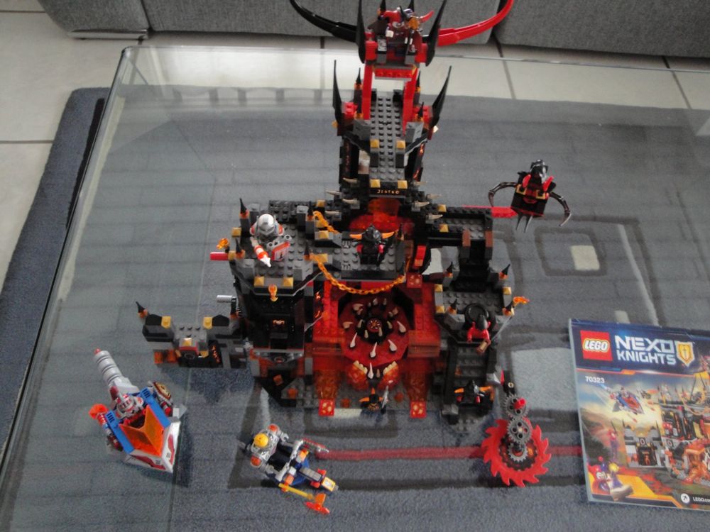 Lego Nexo Knights 70323 Jestro's Volcano Lair | Kaufen auf Ricardo