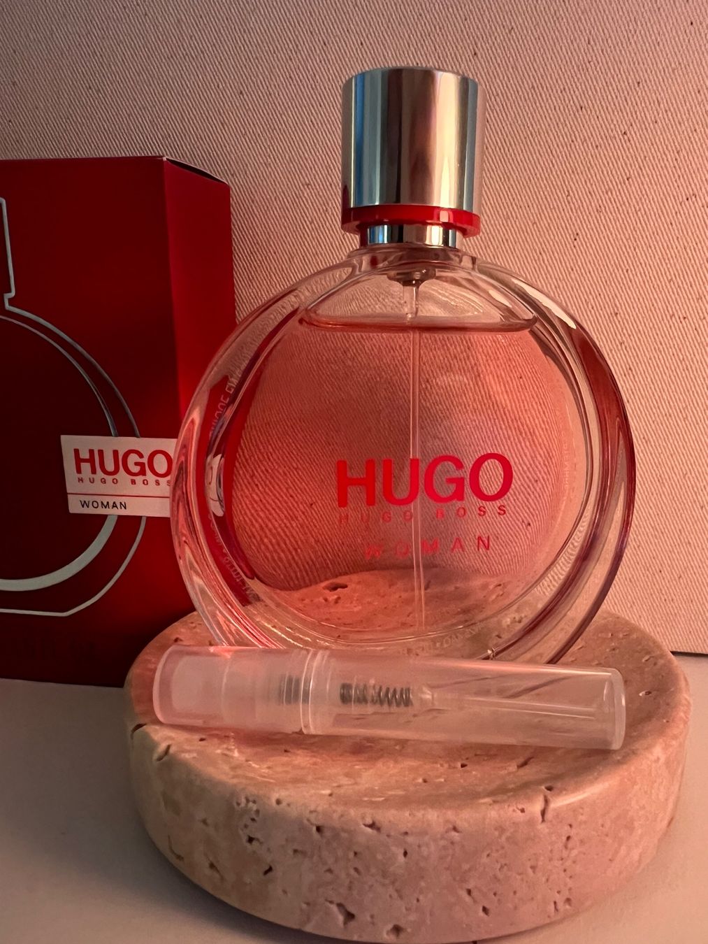 Hugo Boss Profumi & Eau de Toilette: 3 ml sample - Hugo Boss Woman EDT – Nuovo e nell'imballaggio originale da Zürich venduto da mel_nbh7 1