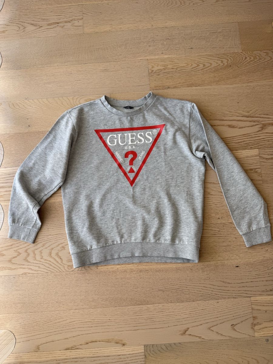 Guess Pullover & Sweatshirts: Guess Sweatshirt Gr.16 – Gebraucht aus Wallisellen von Rally68