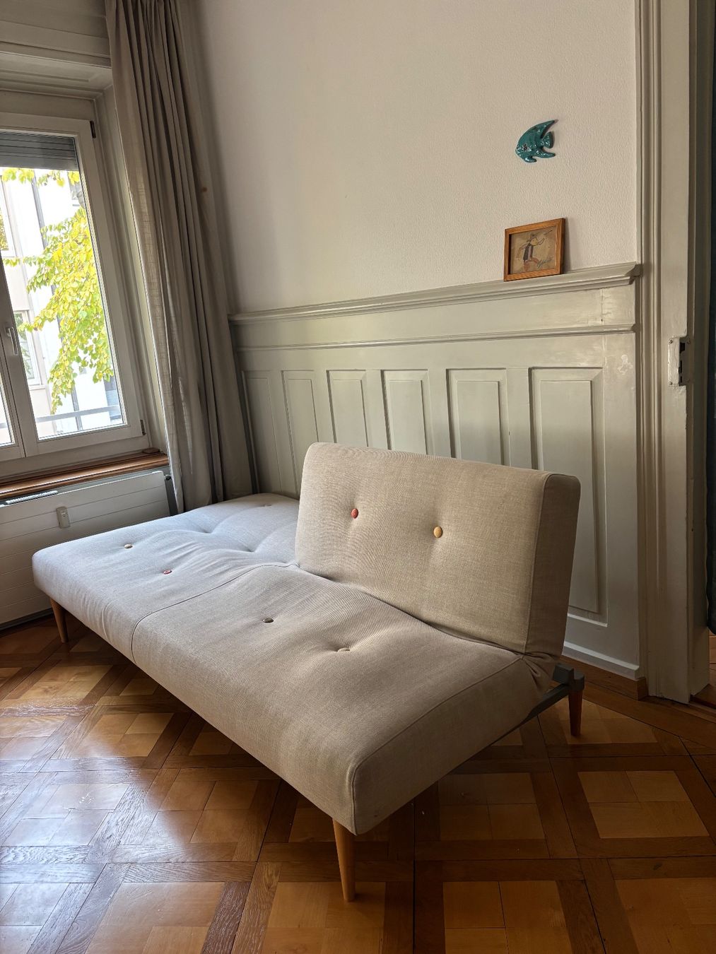 Divani: Schlafsofa beige mit Knopfheftung – Usato da Zürich venduto da Hannah.hue 1