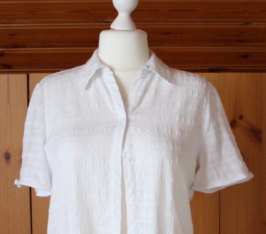 Camicette: Bluse Kurzarm weiss Gr. L – Usato da Flüelen venduto da Diversicum-Curvy 1