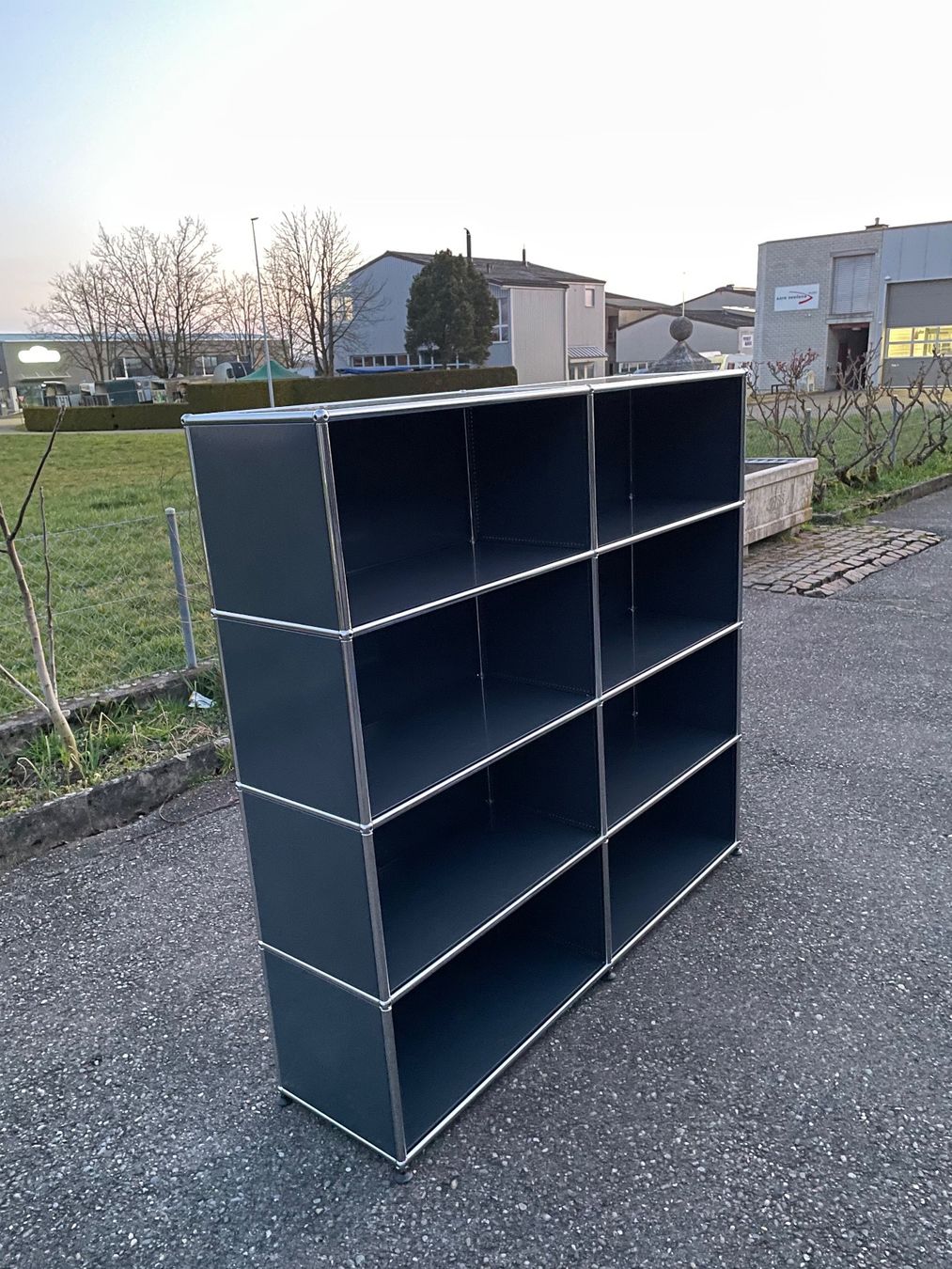 USM Scaffali: USM Sideboard 2x4 Anthrazitgrau, Lieferung&Umbau möglich – Usato da Grenchen venduto da Design-Outlet 3