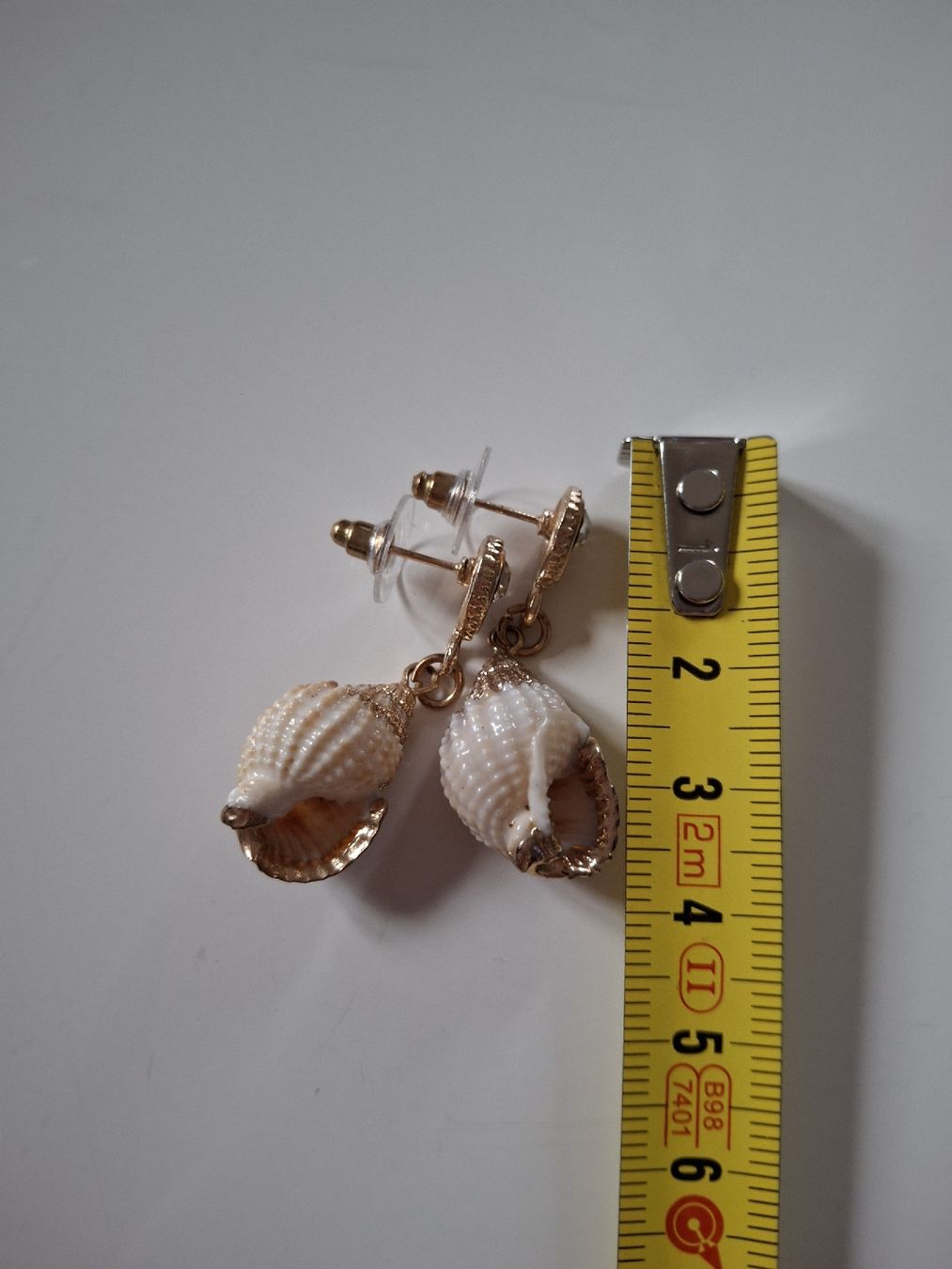 Ohrringe & -stecker: Boucles d'oreilles coquillages neuves – Neu (gemäss Beschreibung) aus Lausanne von Cognitia 2
