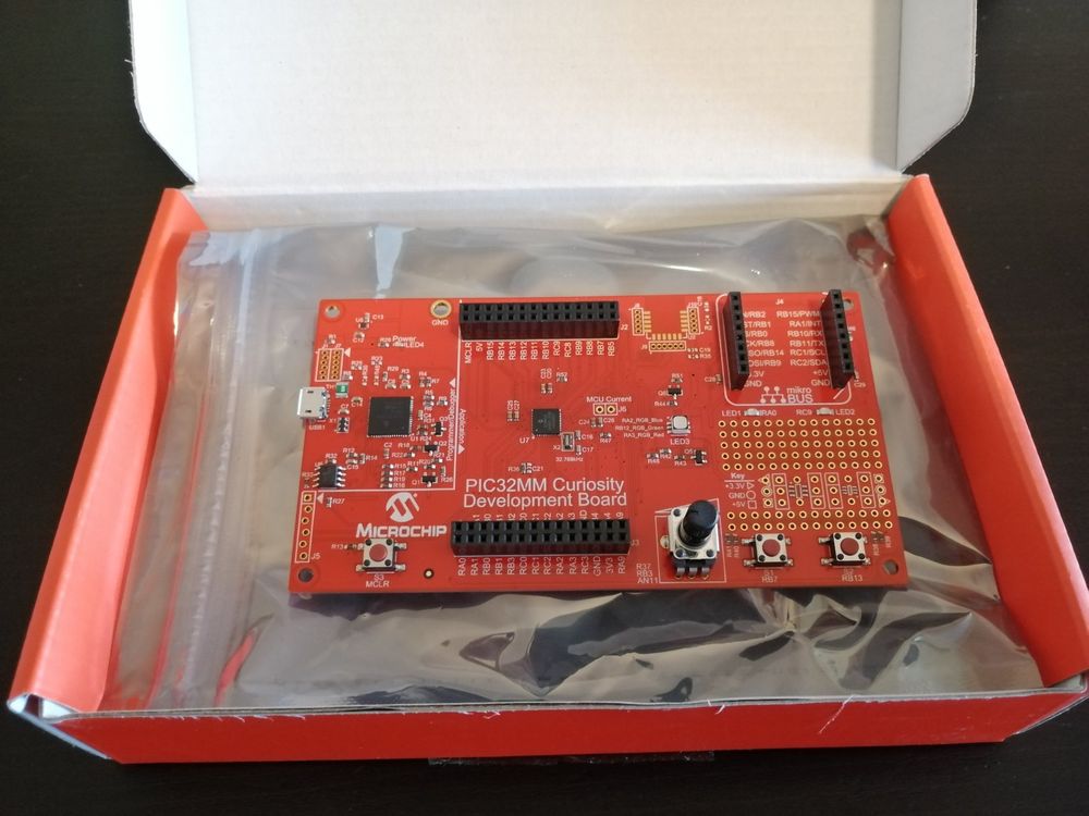 Curiosity DEV Board – 32-Bit-Entwicklungsboard Mit PIC32MM0064GPL036-MCU (1 Stück, DM320101)