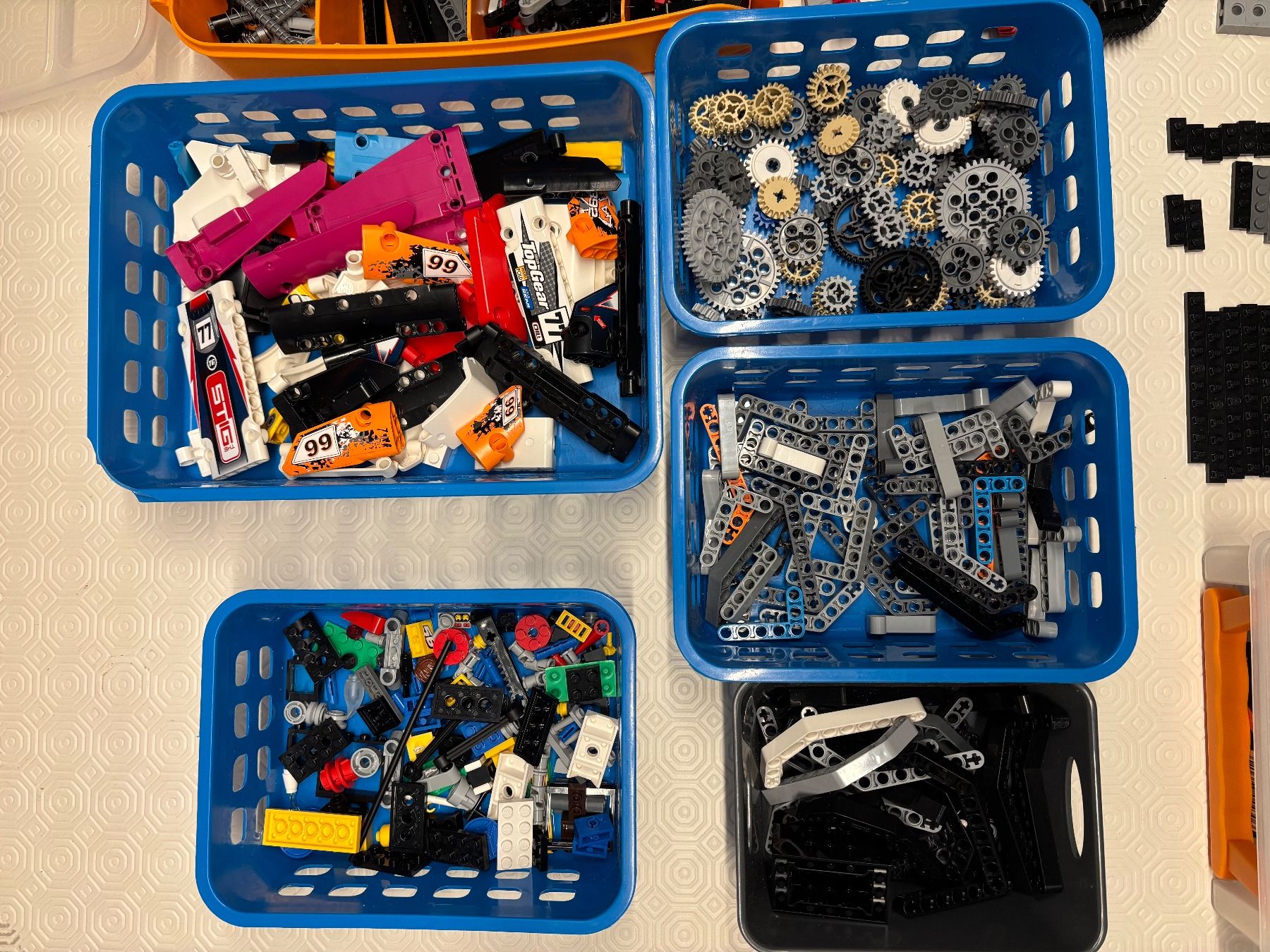 Lego Kit di costruzioni: LEGO Technic Sammlung aus Diverse Farben, Formen – Usato da Zürich venduto da Axelf2 2