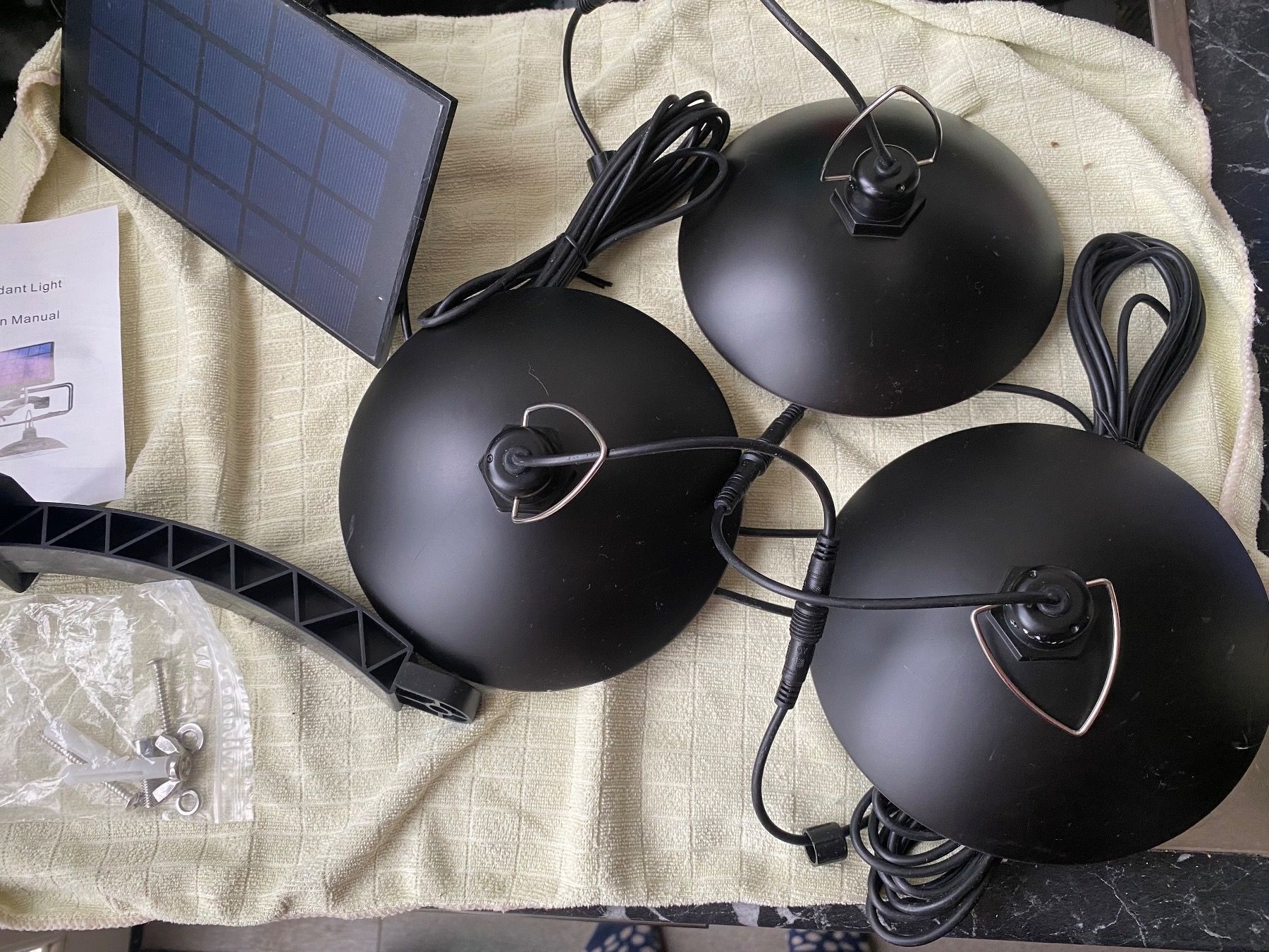 Lampen: Drei LED Lampen solarbetrieben – Neu (gemäss Beschreibung) aus Nidau von Beritundpan 3