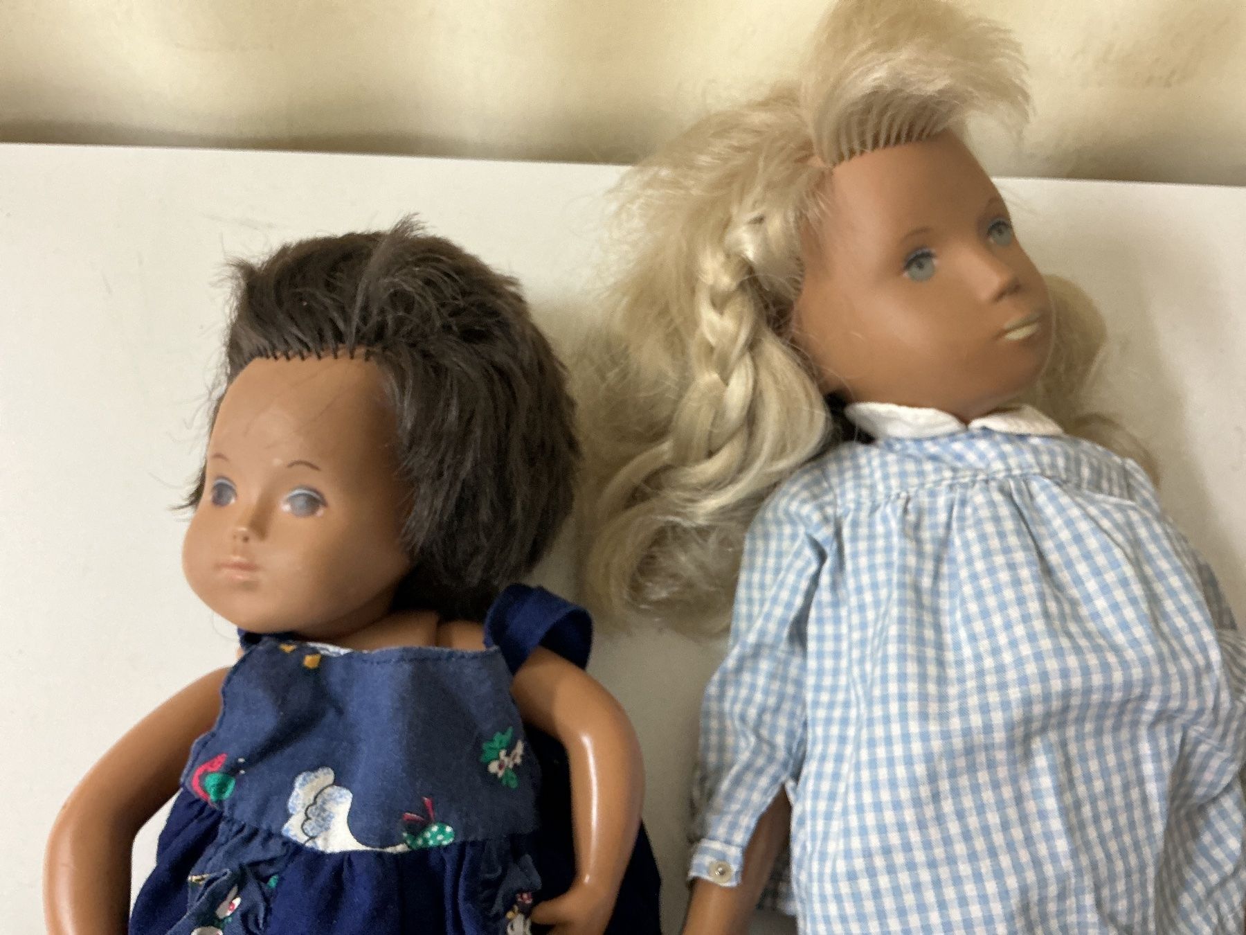 Bambole: 2 Sasha Puppen braun und blond – Usato da Bern venduto da vielerart 1