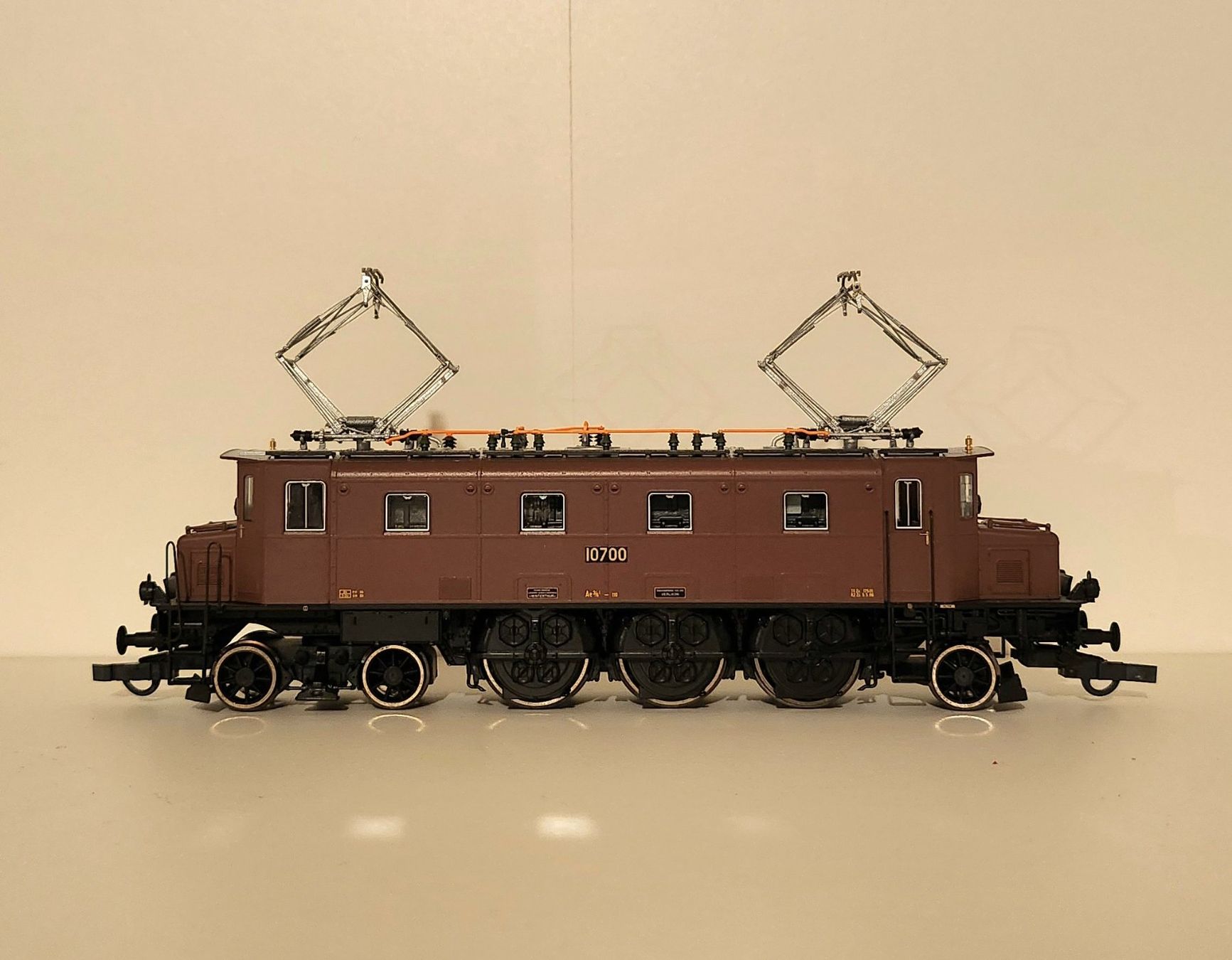 Roco Modellini di ferrovie: Roco Ae 3/6 10700 DCC Sound – Usato da Wittenwil venduto da ced_q8j7 1