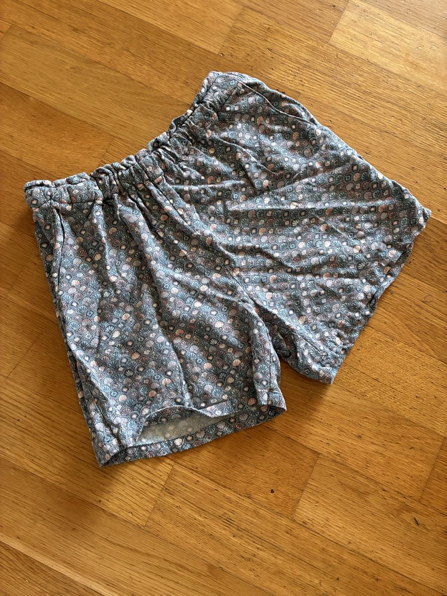 Wheat Pantaloni: Leichte Shorts Gr. 128, Wheat – Usato da richterswil venduto da lunamarie001