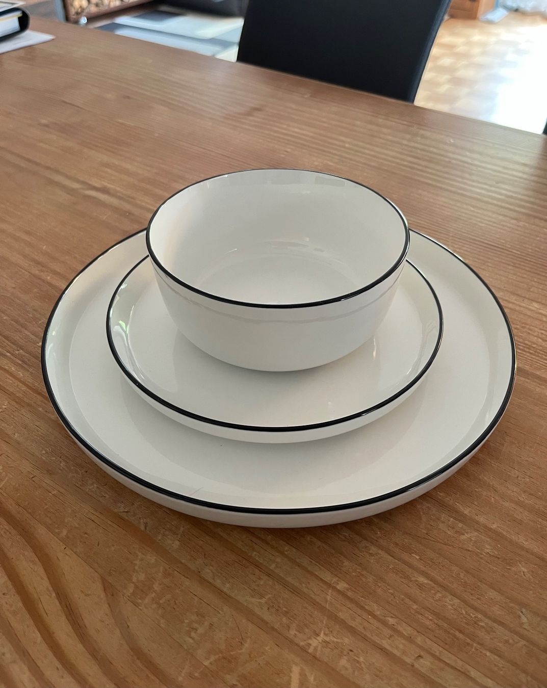 Set di piatti: Superschönes neues Geschirrset! – Nuovo e nell'imballaggio originale da Frauenfeld venduto da schulhaus03 2