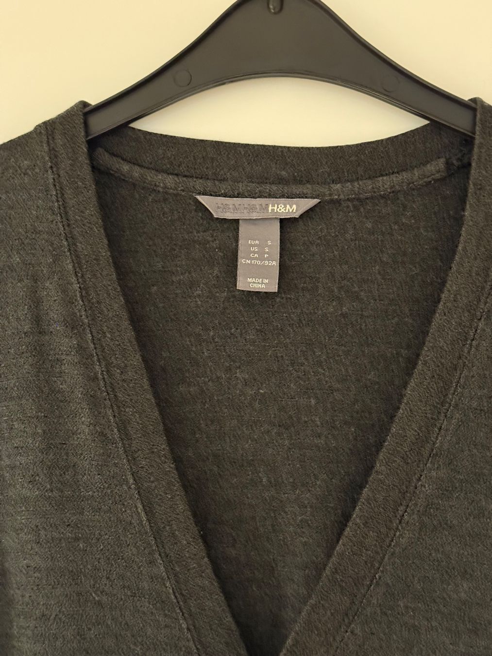 H&M Giacche: Cardigan H&M Anthrazit Gr. S – Usato da Wabern venduto da fengshui63 2