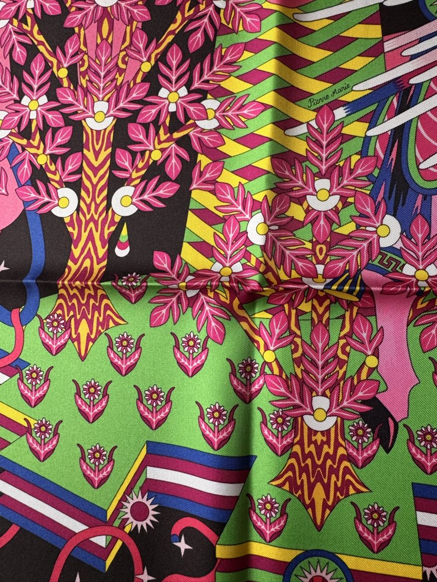 Hermès Foulard & Sciarpe: Hermès carré neuf Source de Pégase  – Nuovo e nell'imballaggio originale da Genève venduto da Allisgood 7