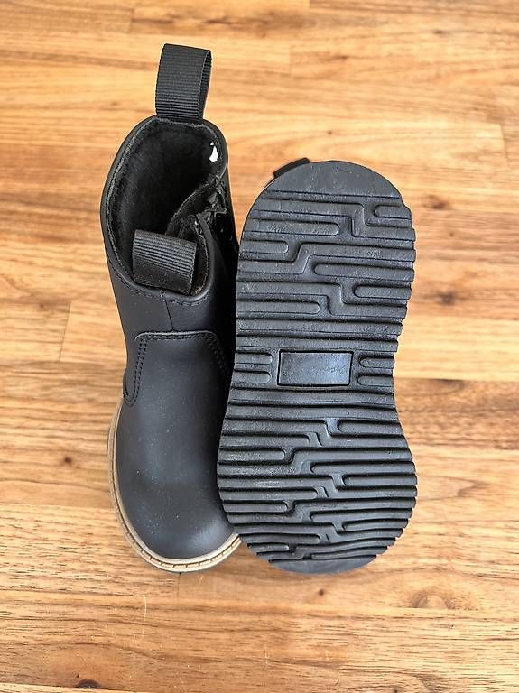 Chaussures garçon: Schuhe Gr.25 – D'occasion à Zürich par esp_v7ml 2