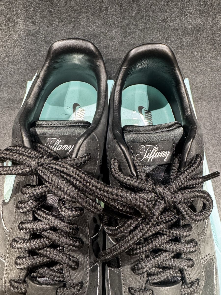 Nike Scarpe da uomo: Nike Air Force1 1837 Tiffany – Nuovo (secondo la descrizione) da Liestal venduto da KLAG 5