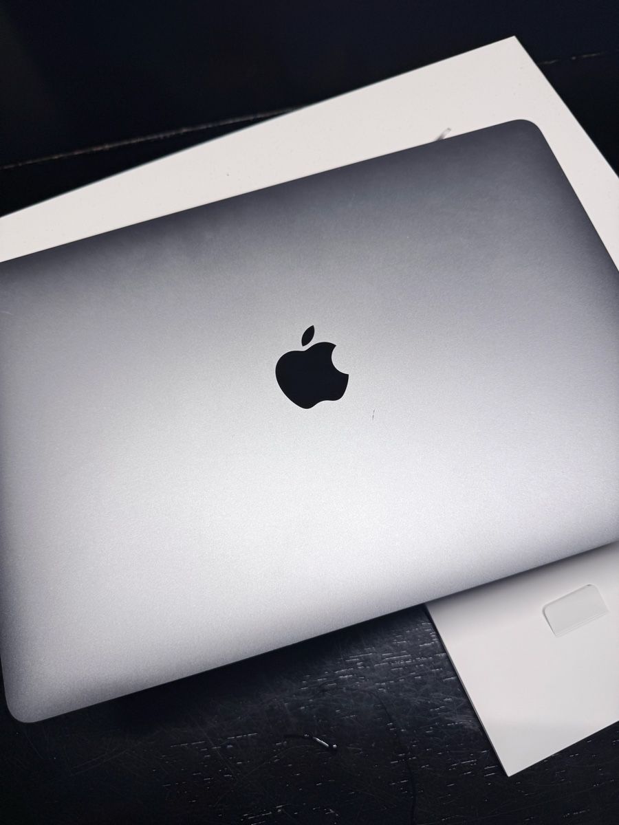 Apple Notebook: MacBook Pro 13 – Usato da Bad Zurzach venduto da dani826 2