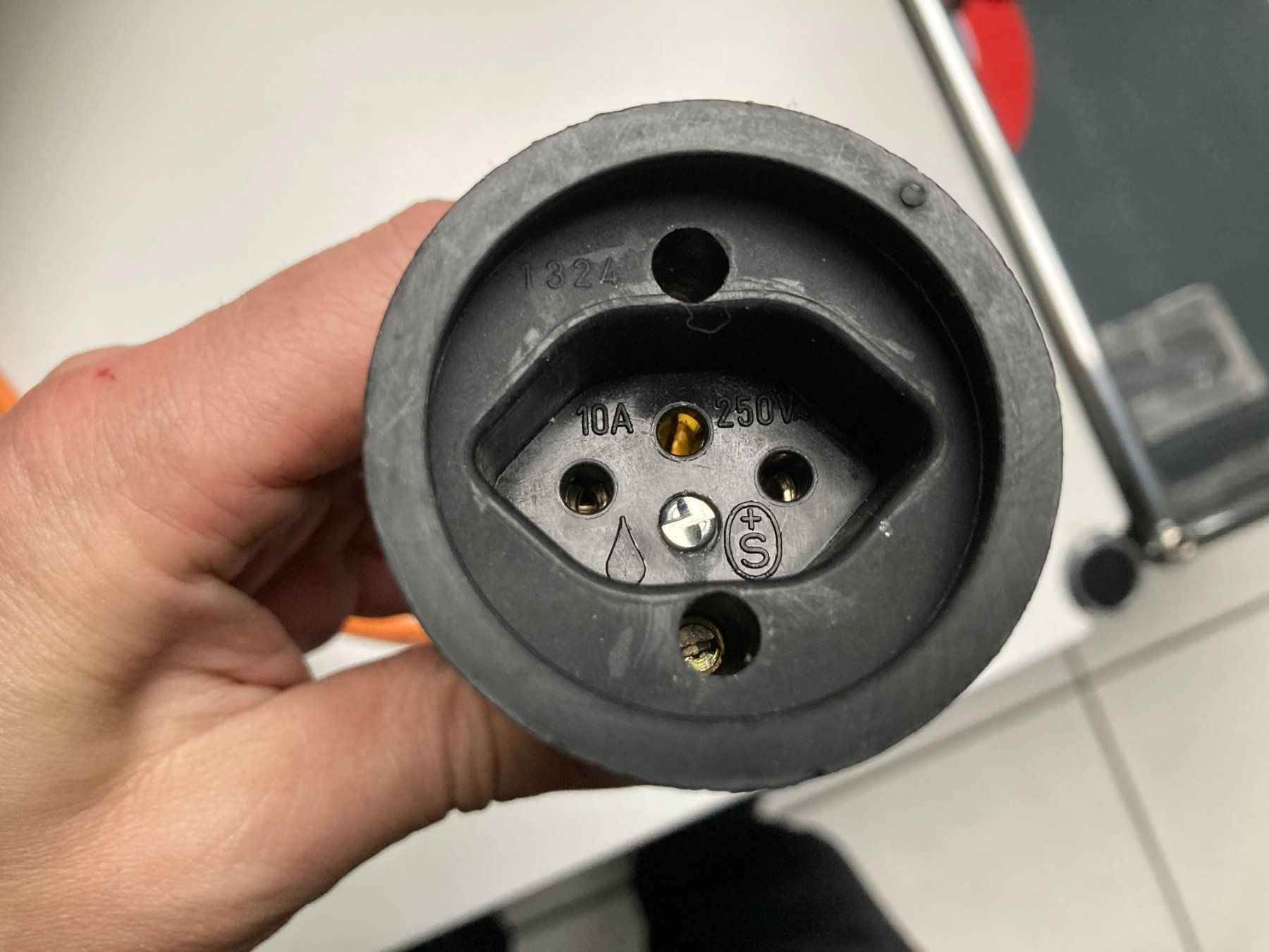 Cavi: Adapterkabel 230V auf CEE16 blau/orange – Usato da Cham venduto da WB2223 4