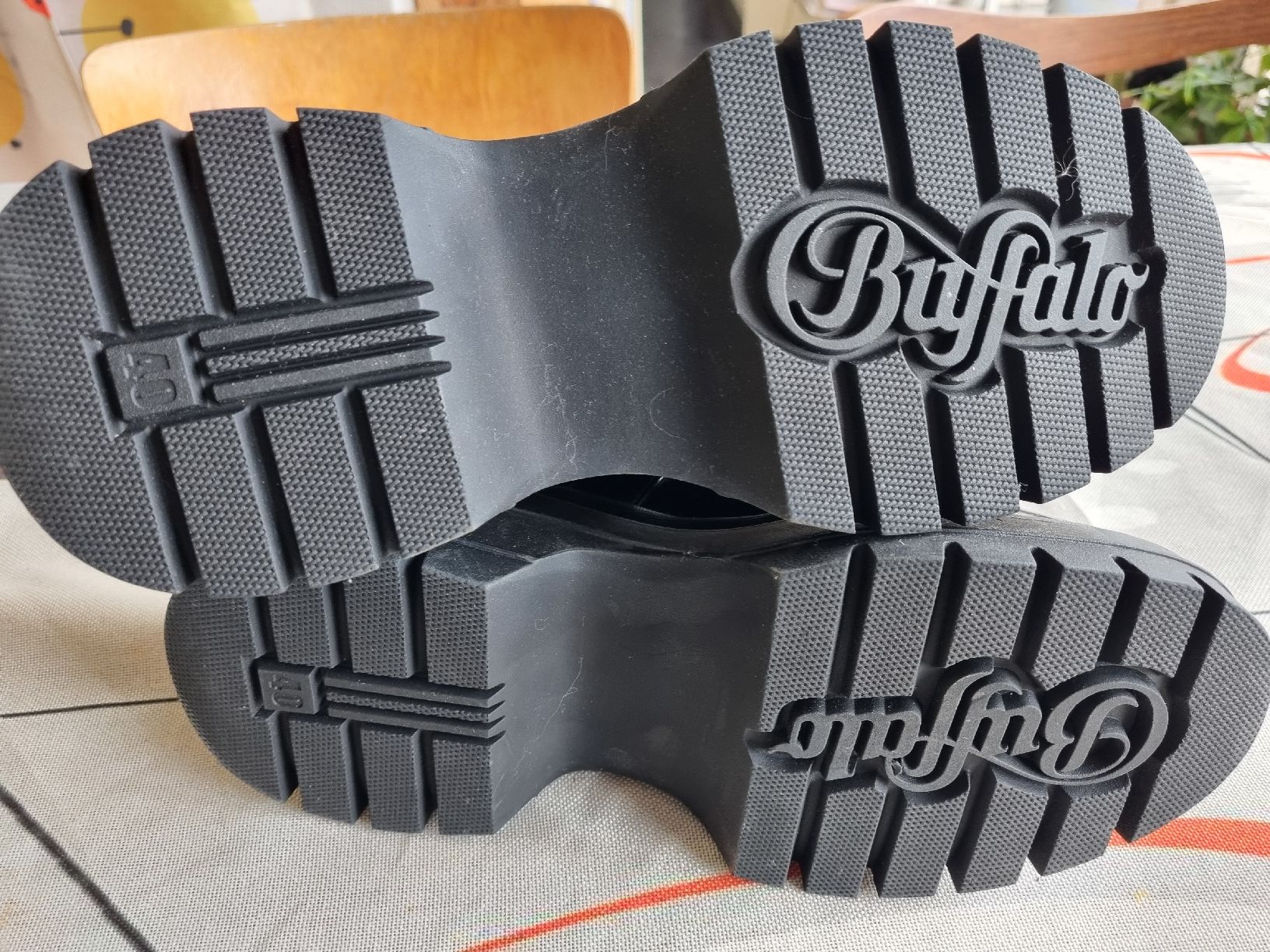 Chaussures femmes: Buffalo Schuhe Gr.40 – Neuf (Voir description) à Burgdorf par StefanieH 3
