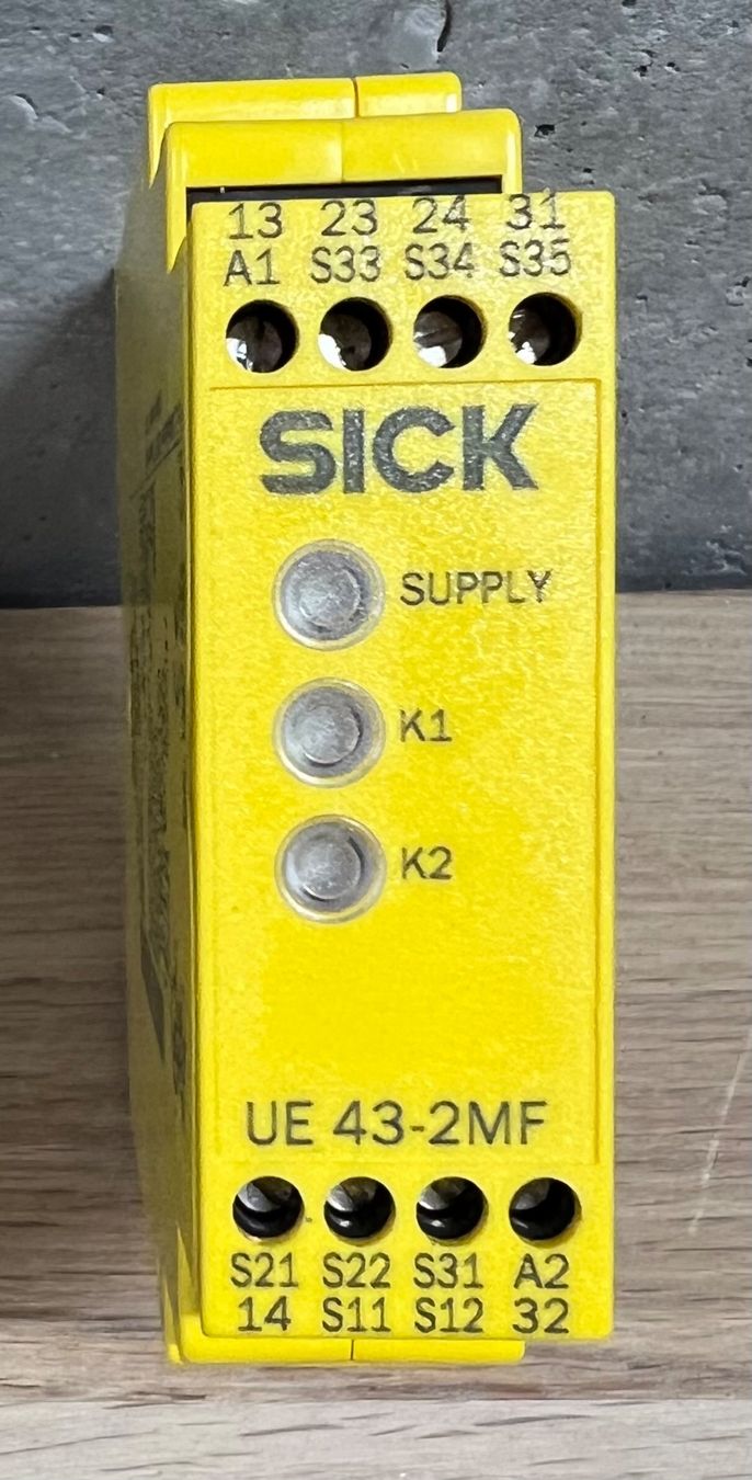 Elektronikbauteile: Sick Sicherheitsschalter / UE 43-2MF – Gebraucht aus Romanshorn von DonRicardoo