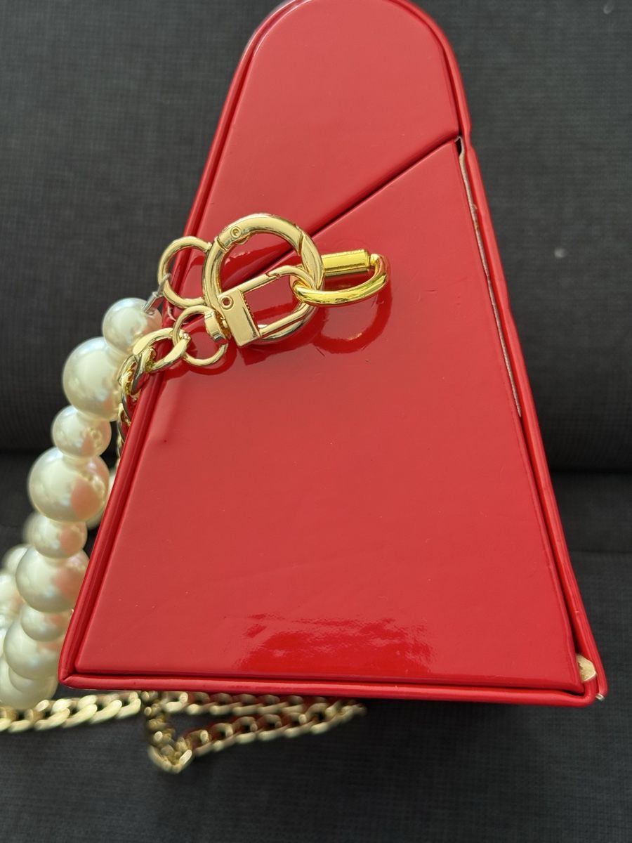 Taschen für Damen: YSL Red patent vanity case clutch bag – Gebraucht aus Fischbach-Göslikon von Vera2109 3