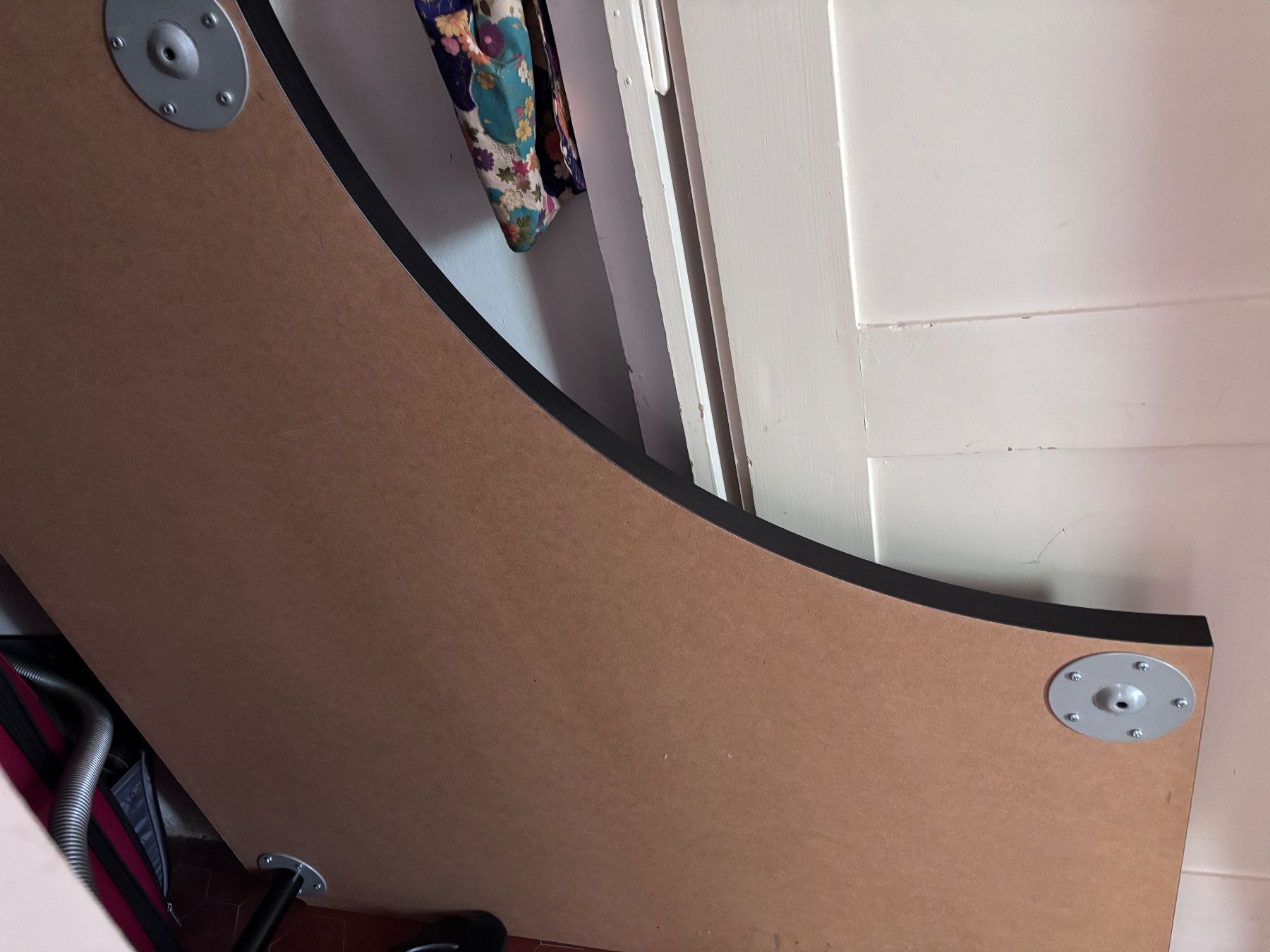 Interio Schreibtische: Beau bureau d'angle (démonté) – Gebraucht aus Lausanne von SandrineJavelot 2