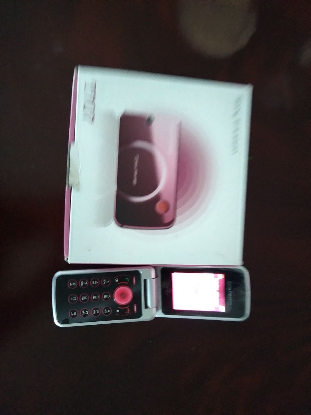 Ericsson Telefoni cellulari / Smartphones: Sony Ericsson T707 – Nuovo (secondo la descrizione) da Bützberg venduto da Chisco 2