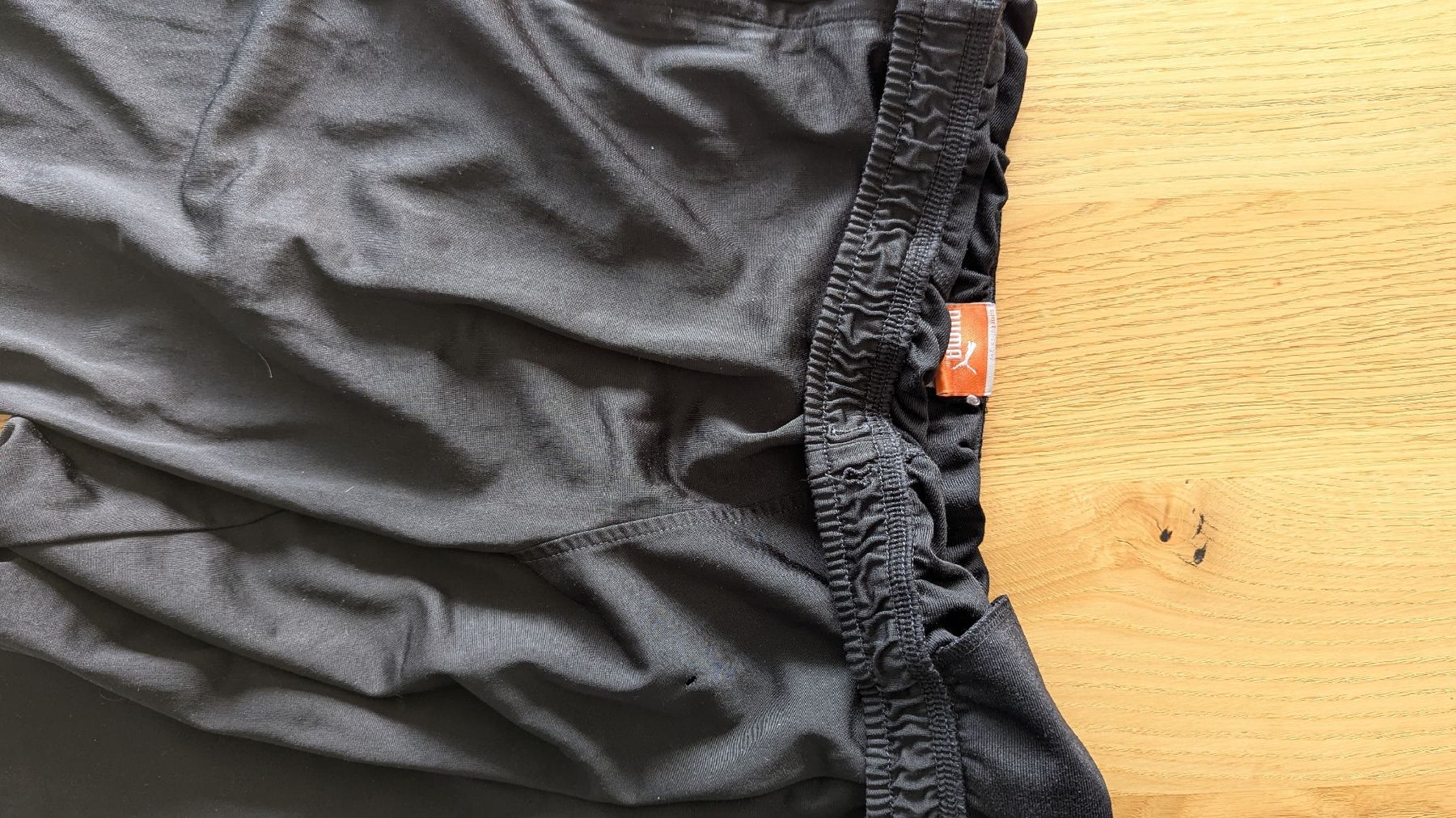 Puma Pantaloni: Trainingshose von Puma, Grösse M, Schwarz – Usato da Moosseedorf venduto da Sonnenschein.. 2