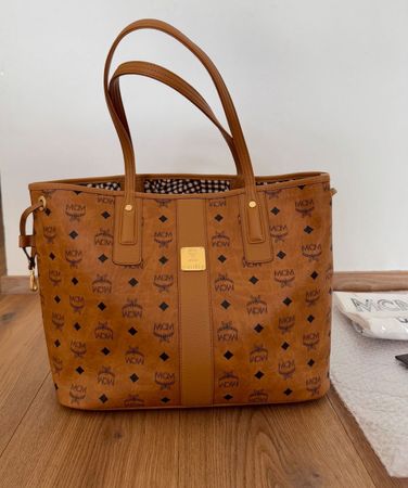 MCM Wendeshopper Liz Medium, Farbe cognac