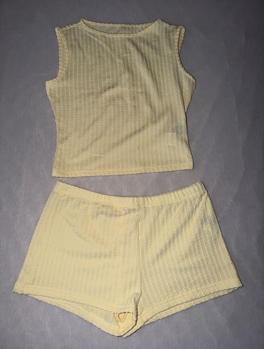 Shein Negligees & Pyjamas: 2 Teiliges Set Gelb – Neu (gemäss Beschreibung) aus Oftringen von soraia.i 1