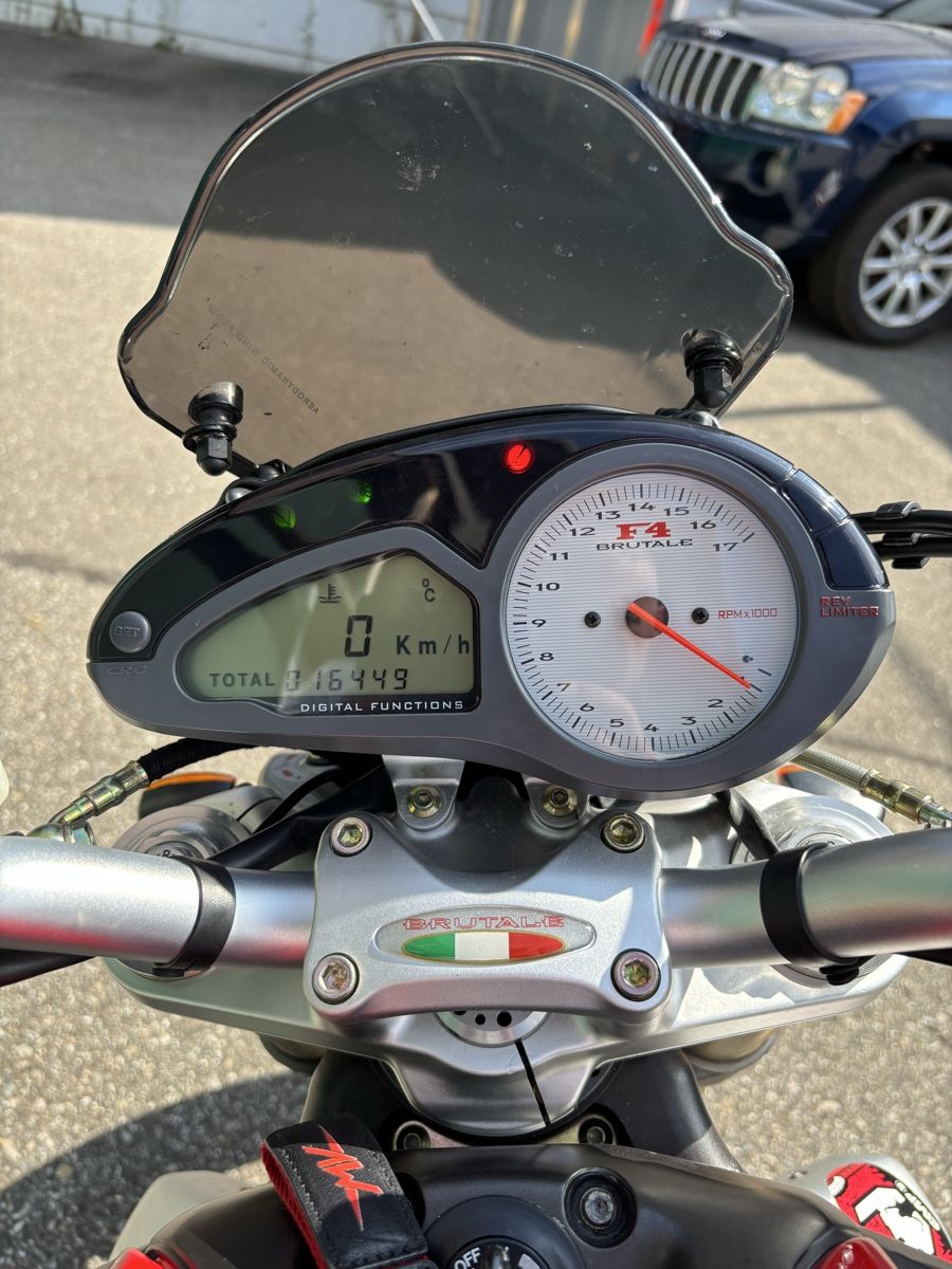 MV Agusta Route: Mv Agusta Brutale 750 s – D'occasion à Ruswil par Stella8883 4