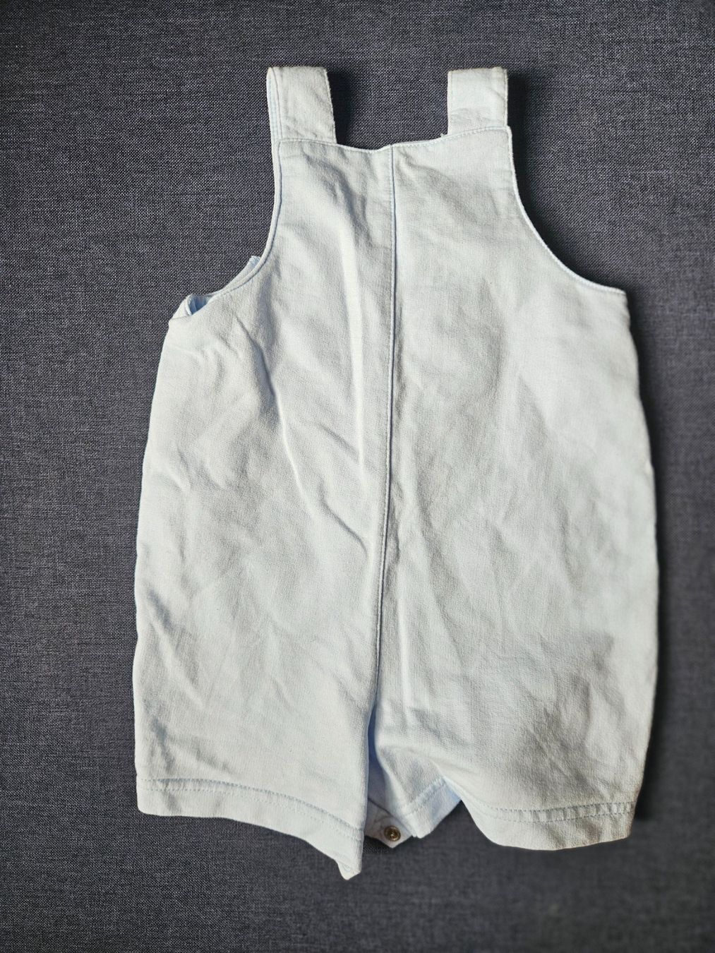 Pantalons: Latzhose kurz Gr. 68/74 – D'occasion à Worb par jun_fj8w 1