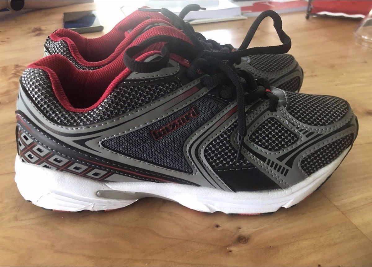 Scarpe da uomo: Turnschuhe Grösse 40 von hazard – Usato da Endingen venduto da Warlock 2