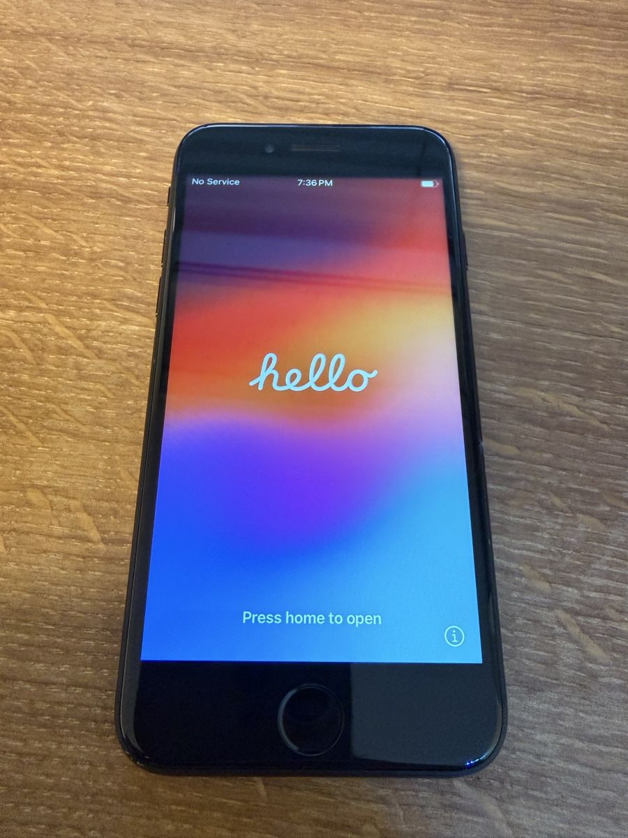 Apple Handys / Smartphones: iPhone SE 2nd Generation 64gb – Gebraucht aus Goldingen von Thomas.Perrin