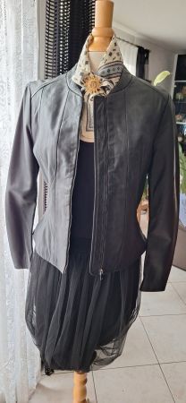 Veste Kookai en cuir Neuve, taille 38-40