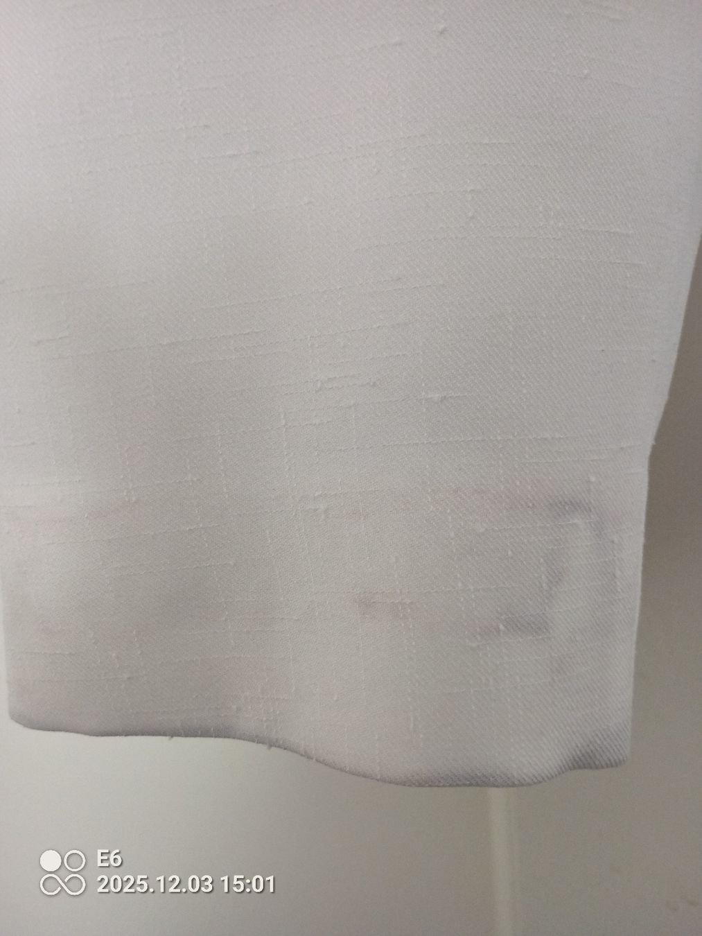 Jacken: Pflegeleichter beiger Blazer – Gebraucht aus Zürich von Mitzi6 3