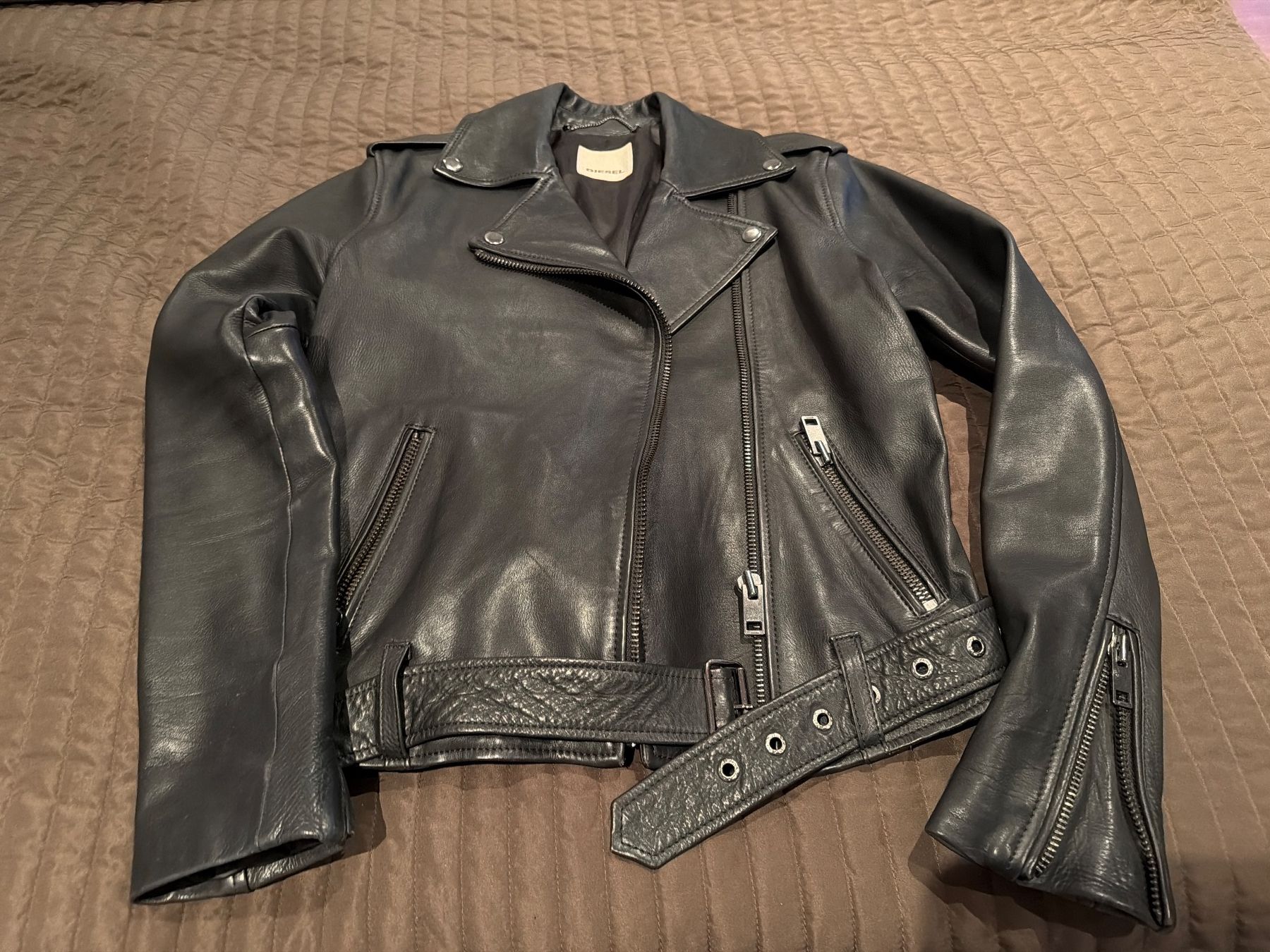 Diesel Jacken: Diesel Lederjacke – Neu (gemäss Beschreibung) aus Seengen von phismial