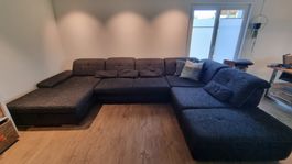 Moderne Wohnlandschaft / Ecksofa mit Stauraum – Top Zustand