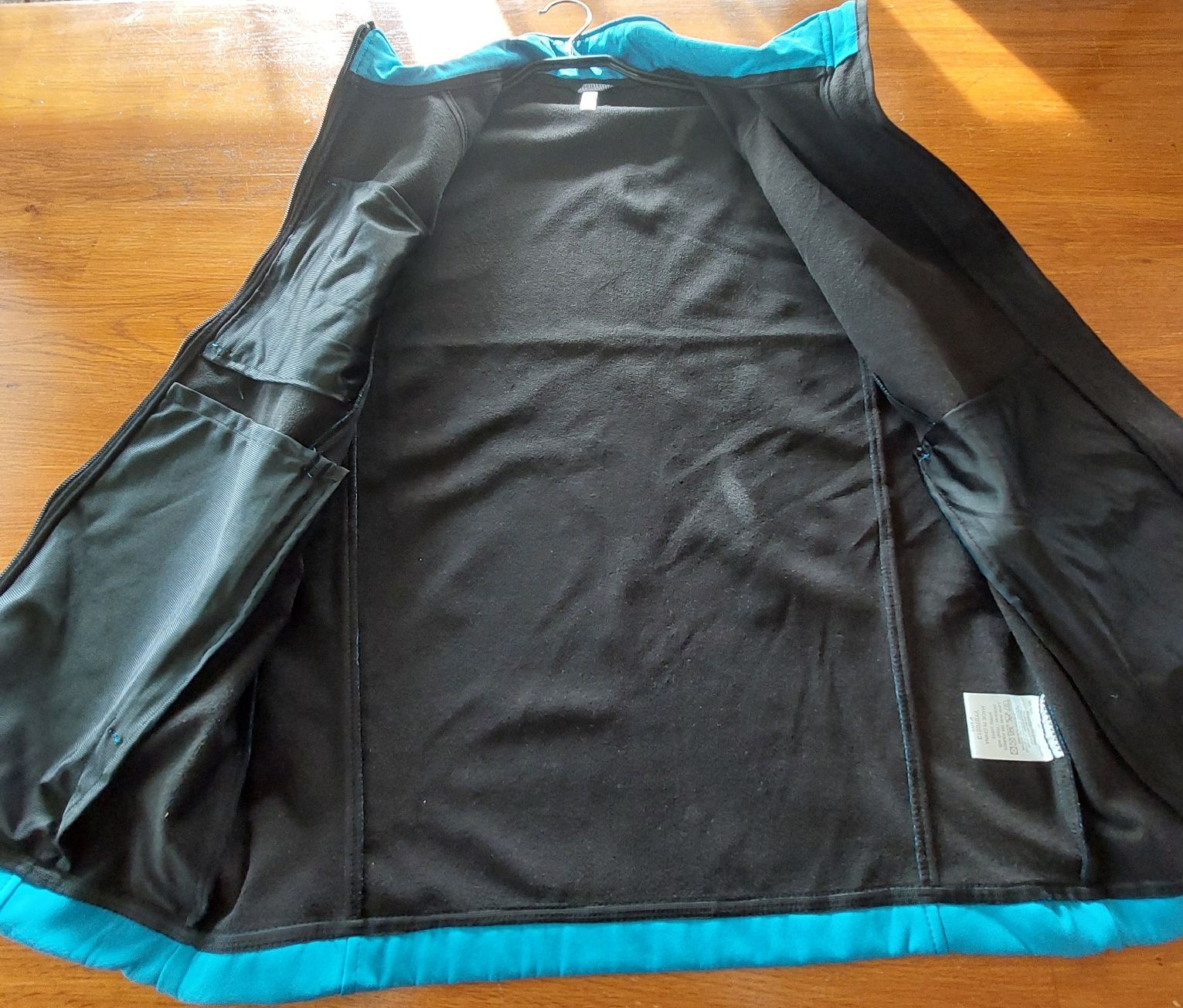 Gilets & Westen: Leichte IBAN Herren Weste, Grösse S, neu – Neu und originalverpackt aus Gunzwil von Jounima 1