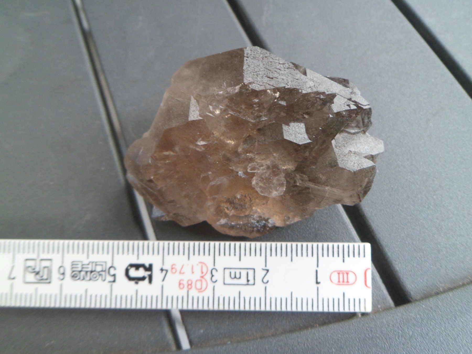 Minerali & Pietre curative: Rauchquarz Gwindel Schweiz – Usato da Affoltern am Albis venduto da Fossil60 2